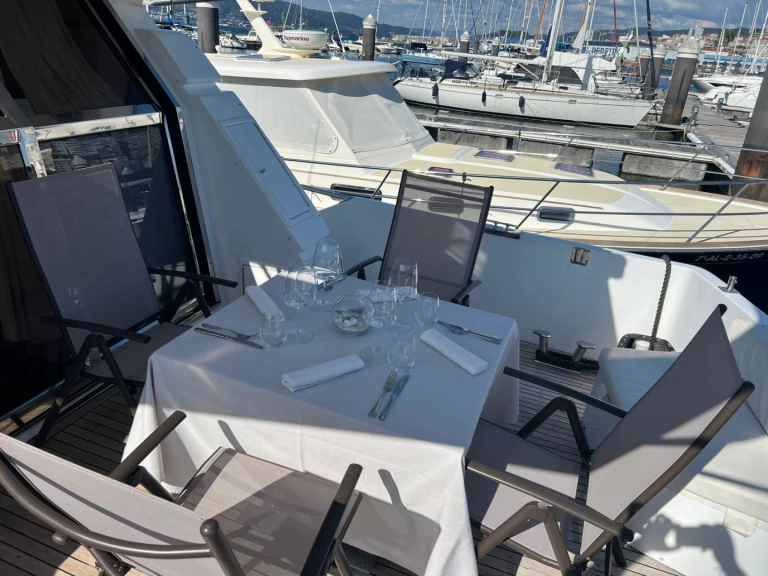 Vermietung Motorboot Johnson mit Führerschein