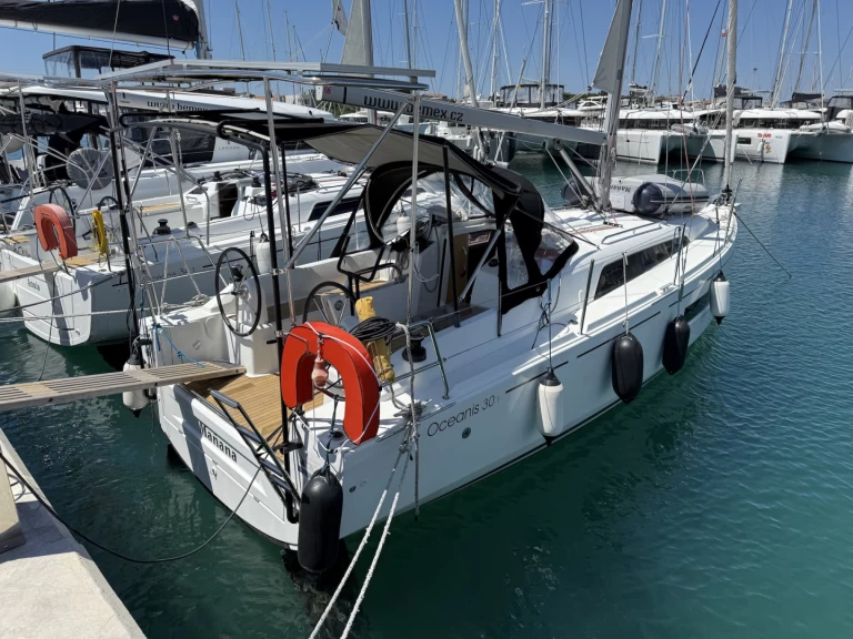Vermietung Segelboot Bénéteau mit Führerschein