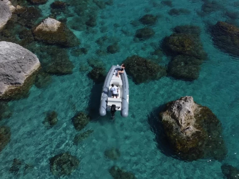 Schlauchboot mieten in Villasimius - Bwa California 550