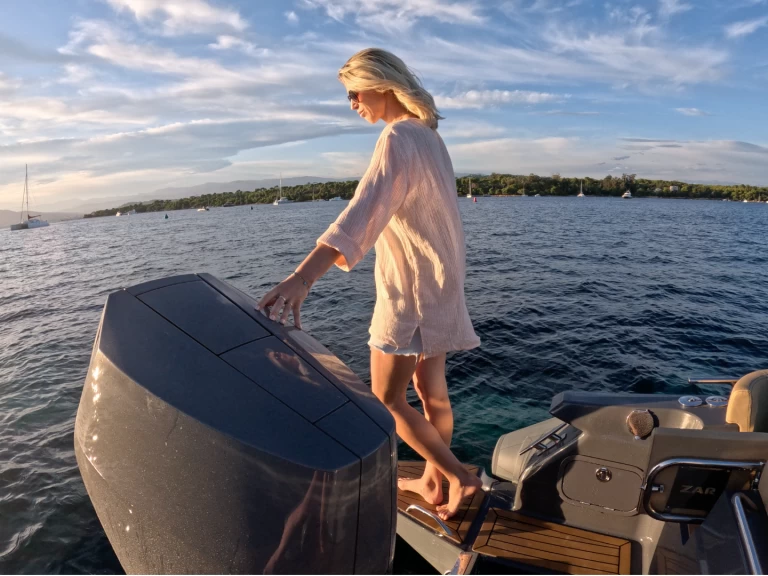 Ein Zar ZAR 85 Sport Luxury mieten in Cogolin