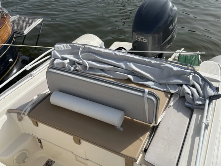 Schlauchboot mieten in Terracina zum besten Preis