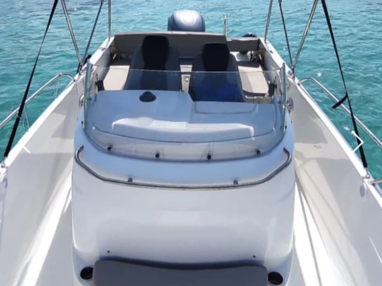 Vermietung Motorboot Jeanneau mit Führerschein