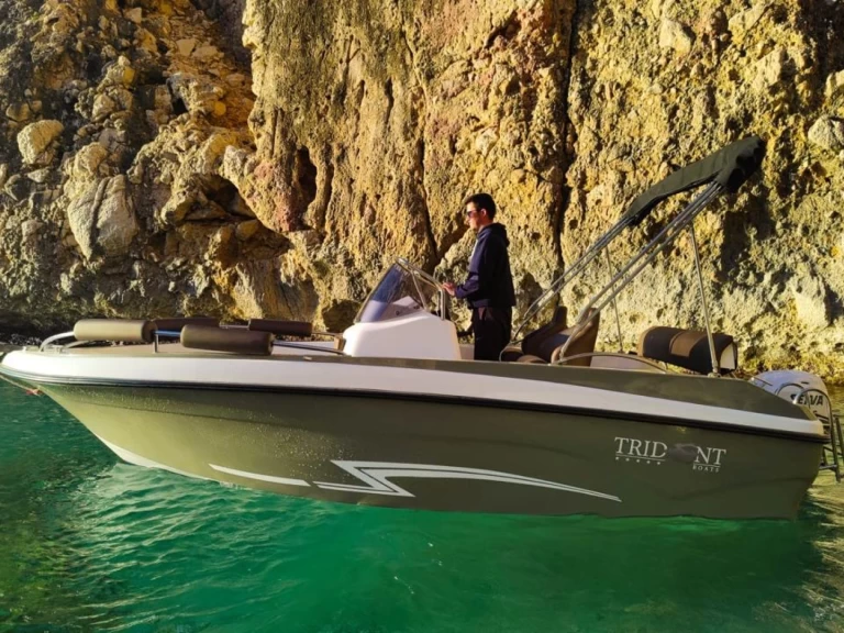 Motorboot mieten in Sant Antoni de Portmany zum besten Preis