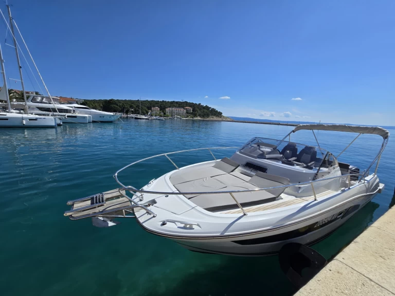 Bootsverleih Jeanneau Cap Camarat 9.0 WA Makarska Samboat