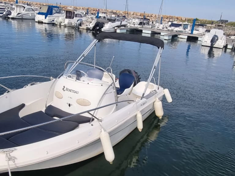 Vermietung Motorboot Bénéteau mit Führerschein