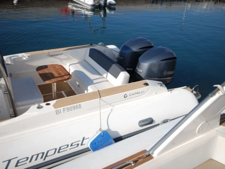 Schlauchboot mit oder ohne Skipper Capelli mieten in Marine de Sant'Ambrogio