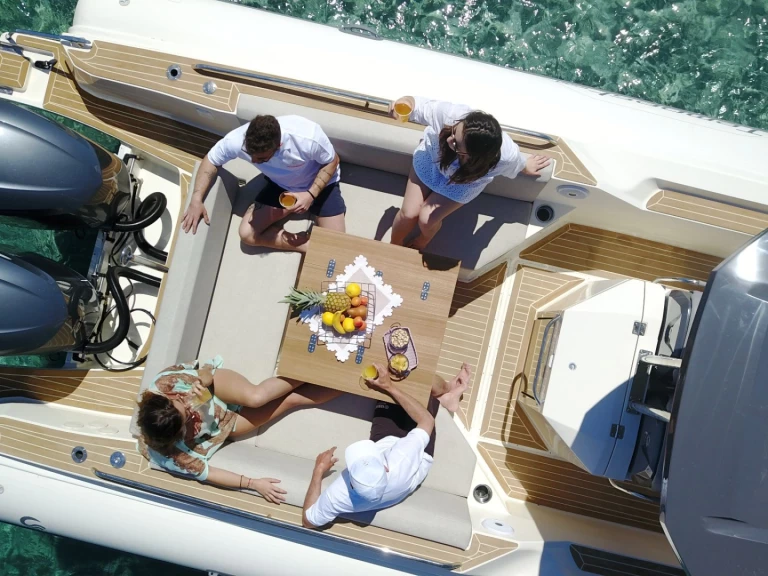 Vermietung Schlauchboot Capelli mit Führerschein