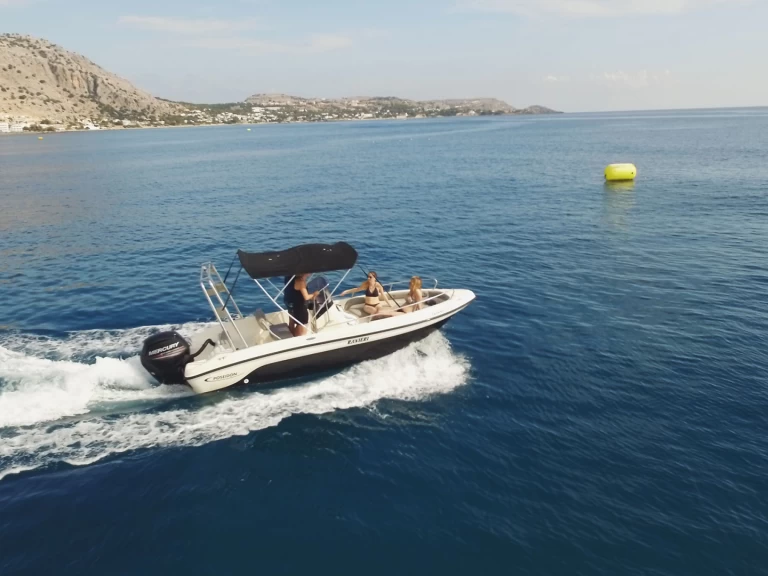 Motorboot mit oder ohne Skipper Poseidon mieten in Lárdos