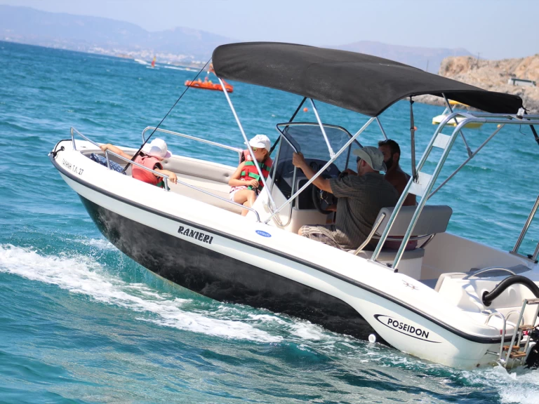 Motorboot mieten in Lárdos zum besten Preis