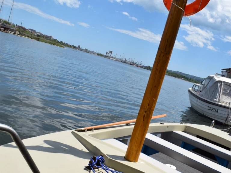 Boot mieten Warna günstig 21