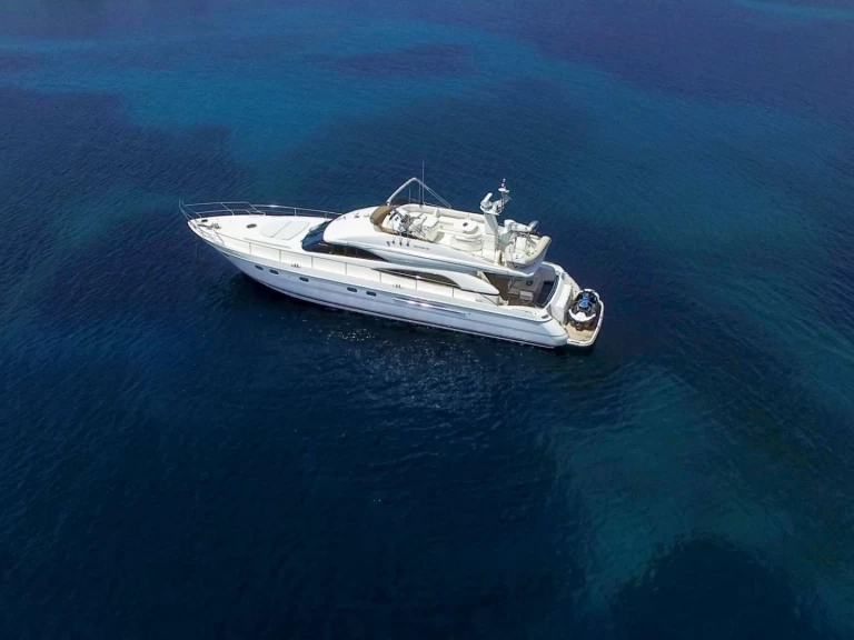 Ferretti Ferretti 760 mieten Limáni Lavríou