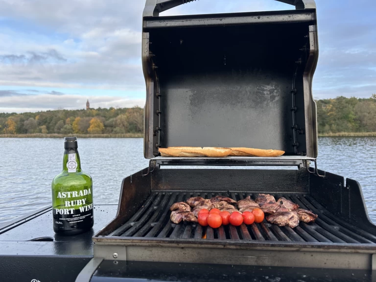 YachtCharter in Bezirk Spandau - Hausboot Viktoria auf SamBoat