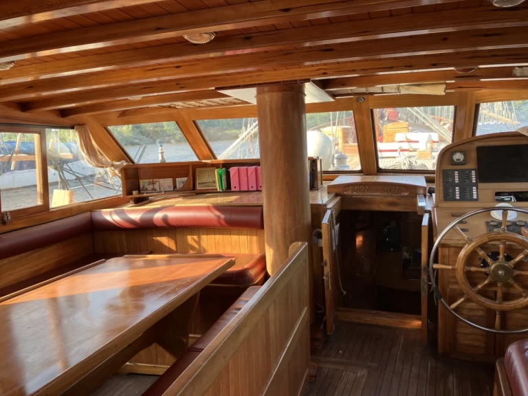 Boot mieten Port Cogolin günstig Caïque