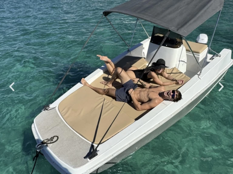 Motorboot mit oder ohne Skipper Adventure mieten in Sant Antoni de Portmany