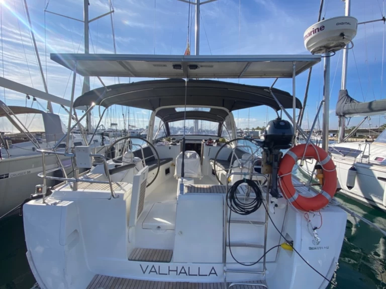 Ein Bénéteau Oceanis 500 mieten in Ibiza Town