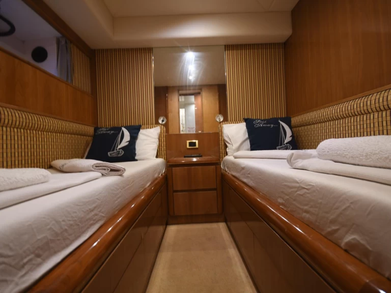 Bootsverleih Azimut 70 Azimut 70 D-Marin Göcek Marina Samboat