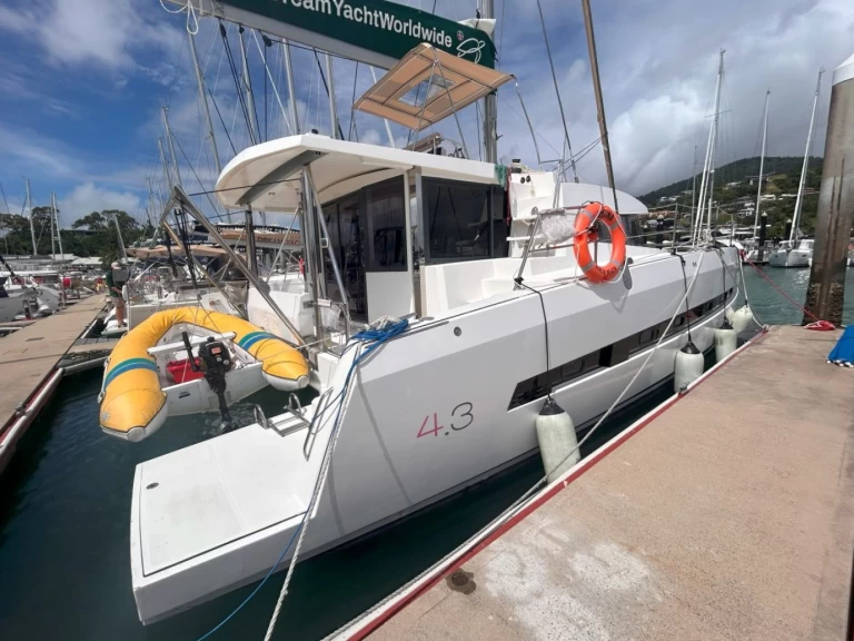 YachtCharter in Airlie Beach - Bali Bali 4.3 auf SamBoat