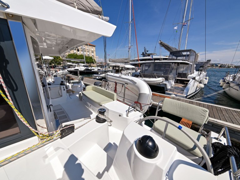 Vermietung Katamaran Bali Catamarans mit Führerschein
