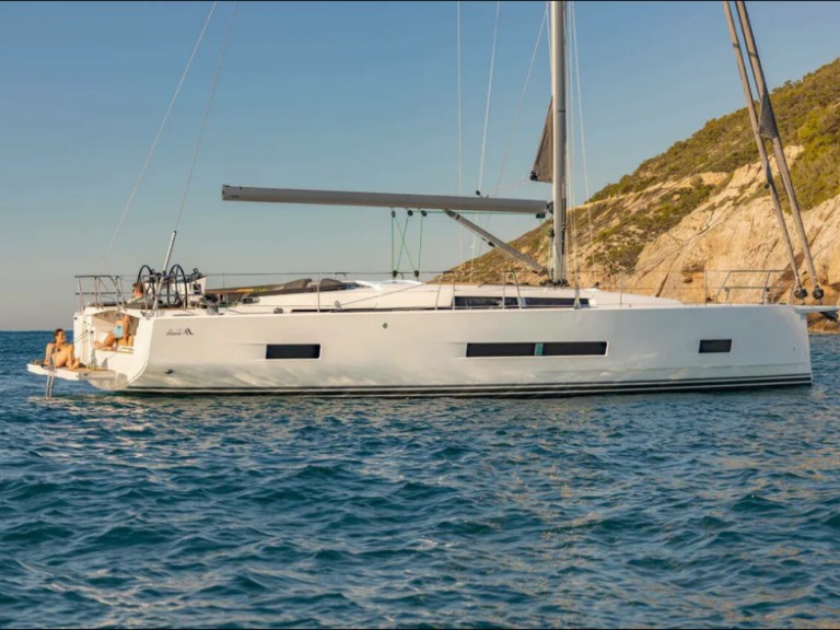 Ein Hanse Hanse 460 mieten in Lavrion