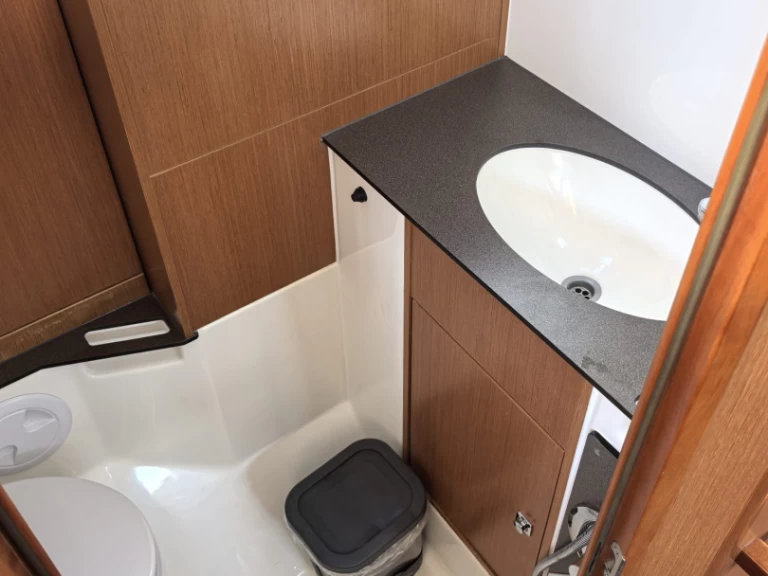 Boot mieten Punat günstig Cruiser 37