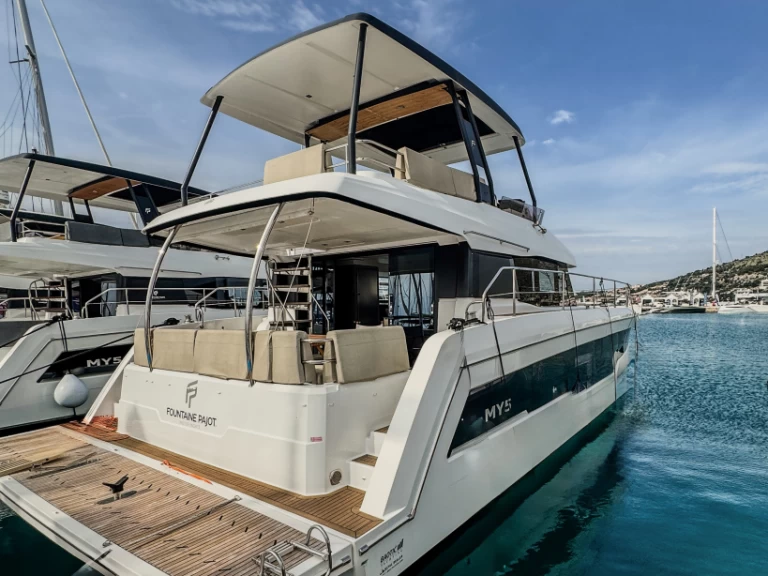 Motorboot mieten in Seget Donji zum besten Preis