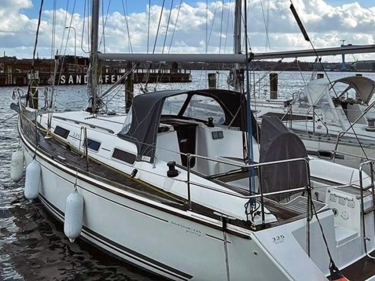 Ein Dufour Dufour 325 Grand Large mieten in Großenbrode