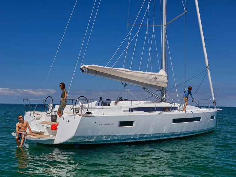 Ein Jeanneau Sun Odyssey 490 mieten in Split
