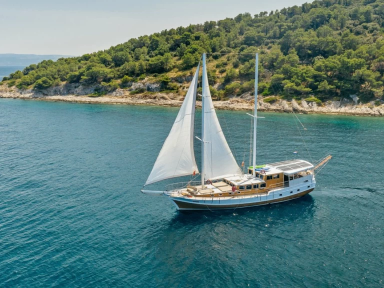 Bootsverleih Custom Made Sole Kaštel Gomilica Samboat