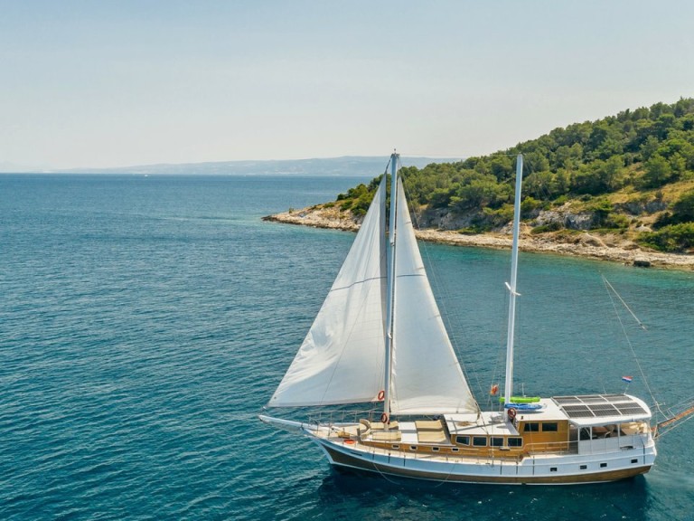 Vermietung Segelboot Custom Made mit Führerschein