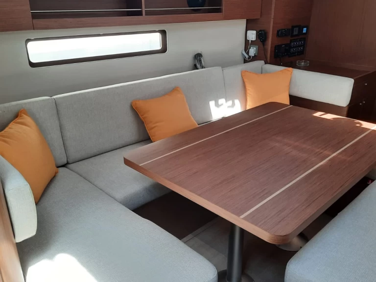 Segelboot mieten in Split - Bénéteau Oceanis 40.1