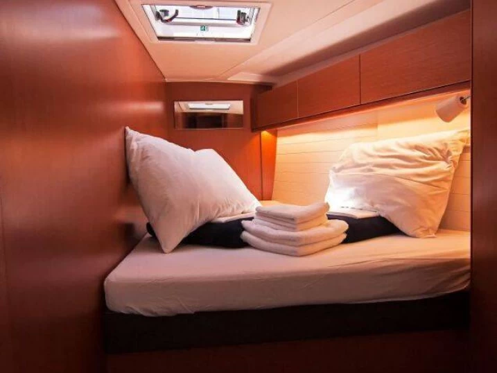 Ein Bavaria Cruiser 51 mieten in Split