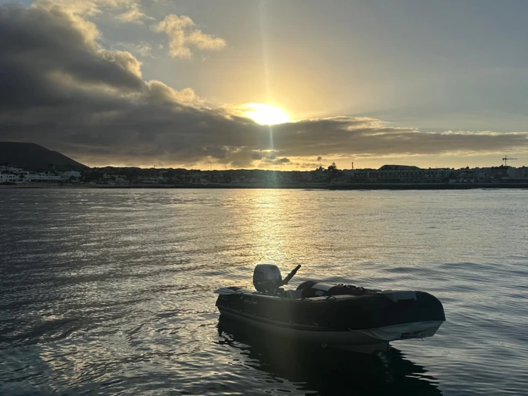 Boot mieten Arrecife günstig 45
