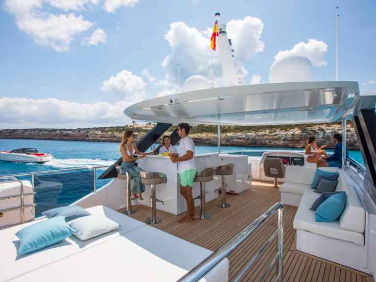 YachtCharter in Ibiza Town - Vanquish VQ 82 auf SamBoat