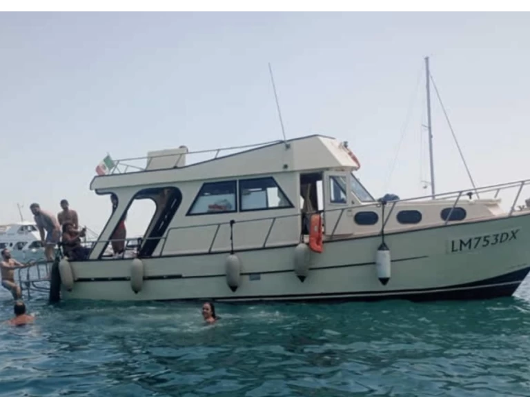 Ein Polaris Polaris mieten in Palau