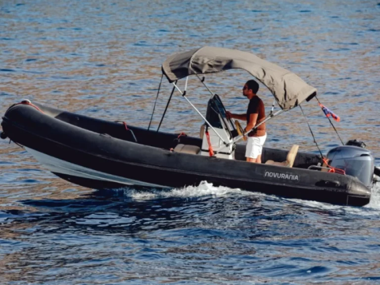 Schlauchboot mit oder ohne Skipper Noburania mieten in Hydra