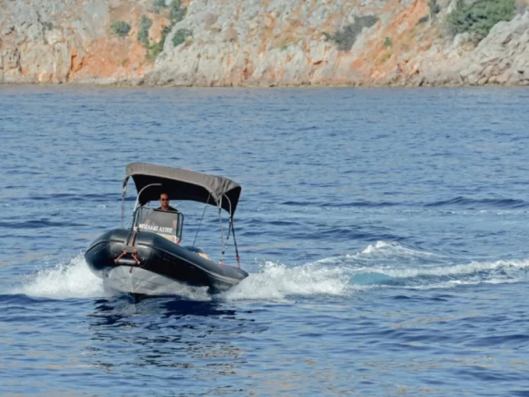 Vermietung Schlauchboot Noburania mit Führerschein