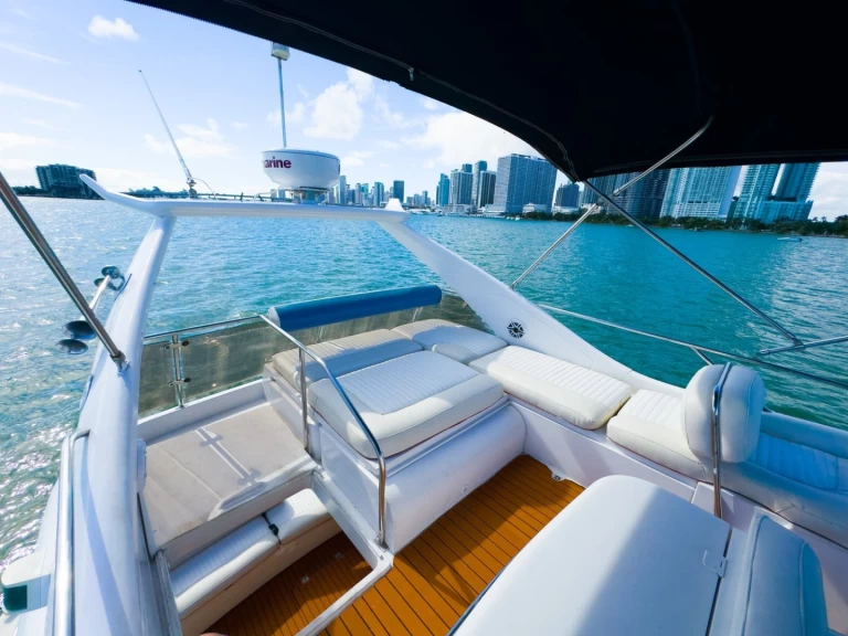 Yacht mit oder ohne Skipper Sunseeker mieten in Miami