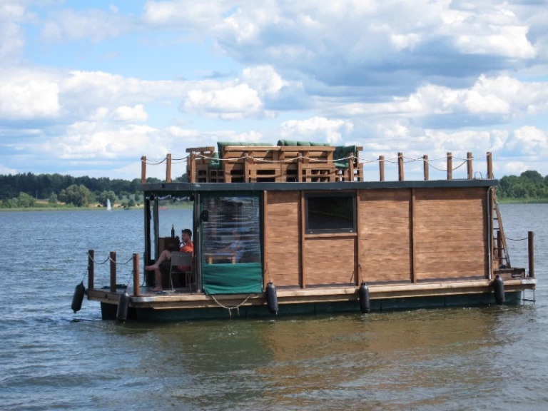 Hausboot mieten in Wesenberg zum besten Preis