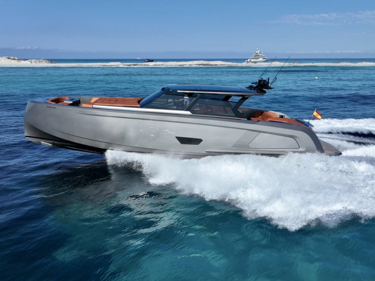Ein Vanquish VQ58 Mi Paraiso mieten in Ibiza Town