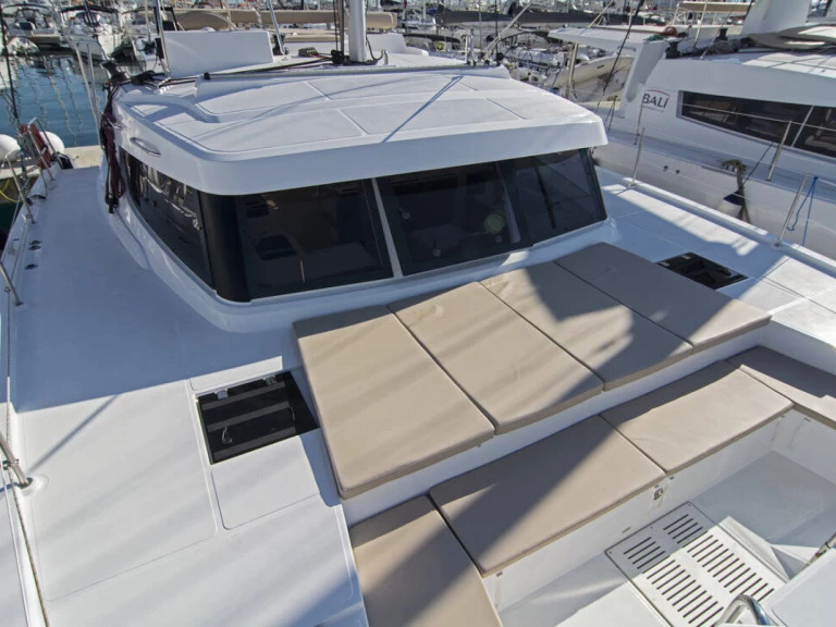 YachtCharter in Split - Bali Bali Catspace Voile auf SamBoat