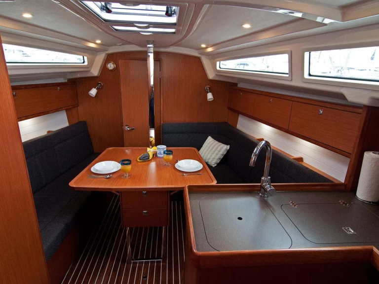 Bavaria Cruiser 34 mieten Split