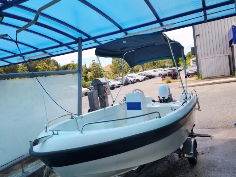Motorboot mit oder ohne Skipper Alfa yatch  mieten in Le Pradet