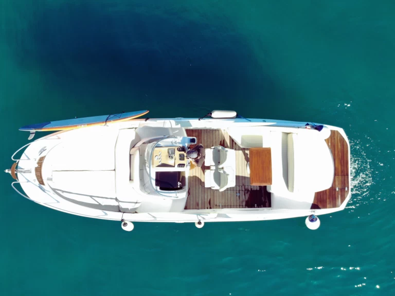 Motorboot mieten in Mandelieu-la-Napoule zum besten Preis