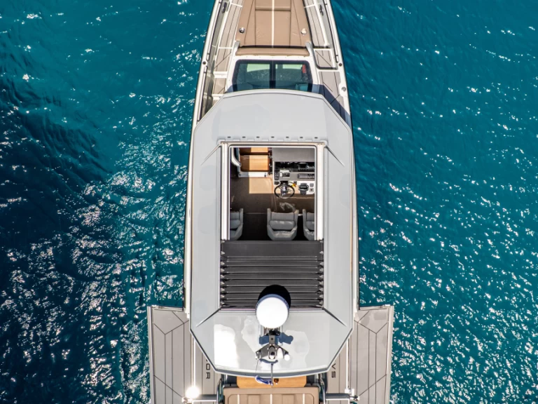 Ein Saxdor Saxdor 320 GTC mieten in Athen