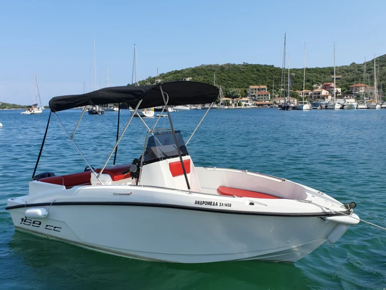 Motorboot mit oder ohne Skipper Compass mieten in Órmos Sívota