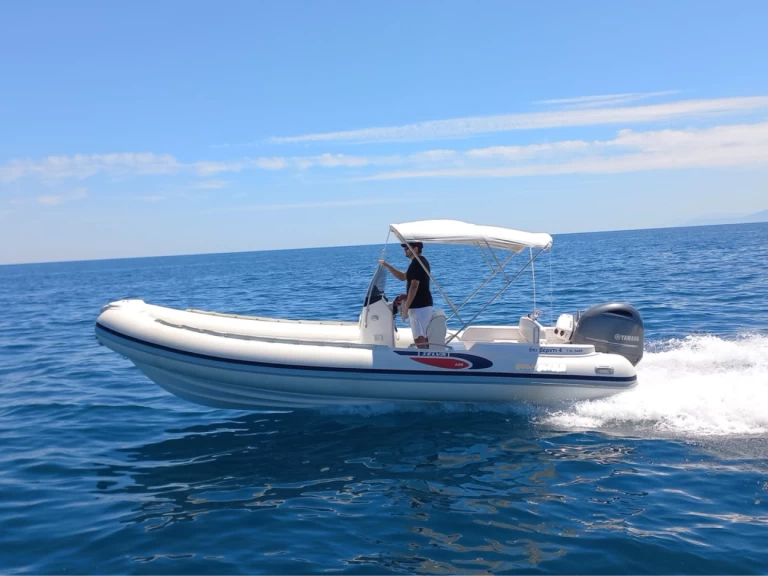 Ein Selva Selva D680 mieten in Órmos Sívota