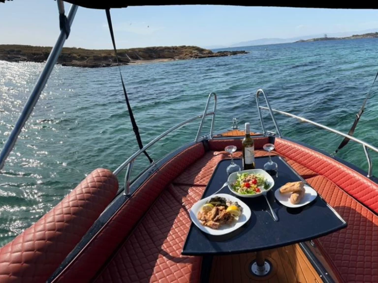 YachtCharter in Glyfáda - ISATEK TEKNE COBRA 495 auf SamBoat