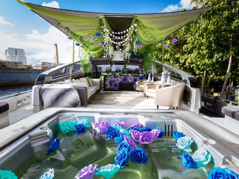 Vermietung Yacht Leopard (Arno) mit Führerschein