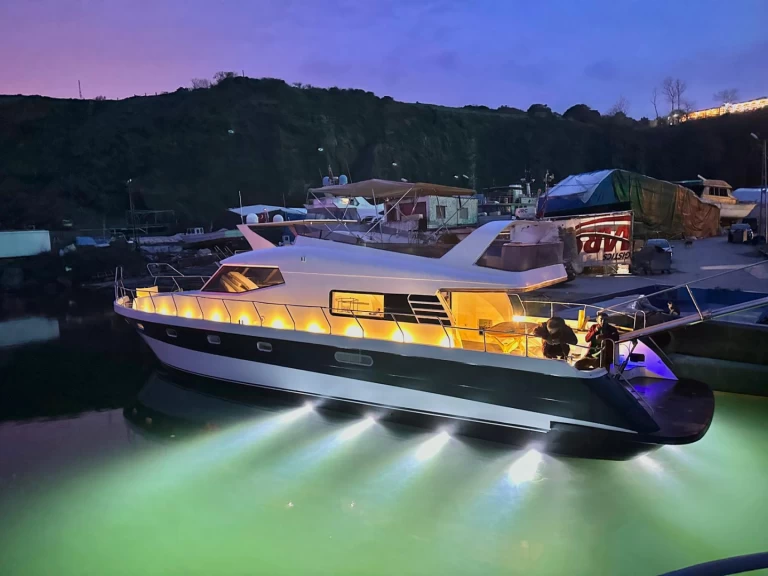 YachtCharter in Beşiktaş - costom made  costom made auf SamBoat