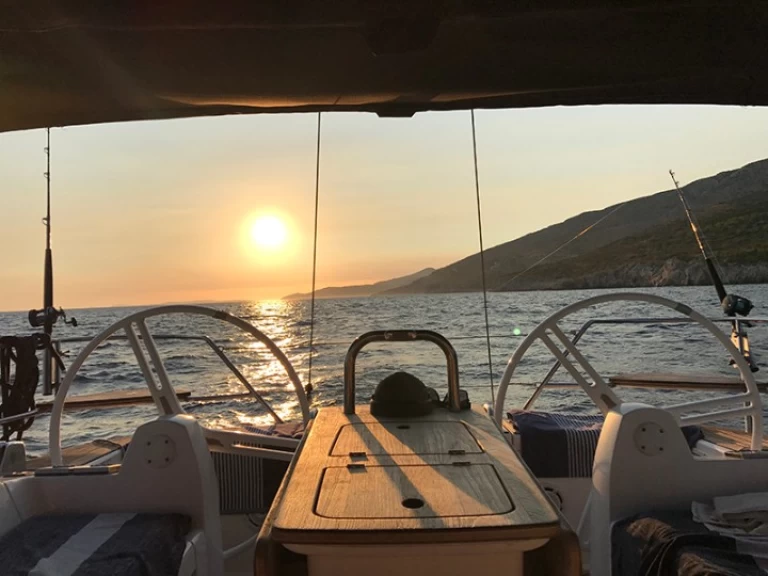 Segelboot mit oder ohne Skipper Elan mieten in Palaio Faliro